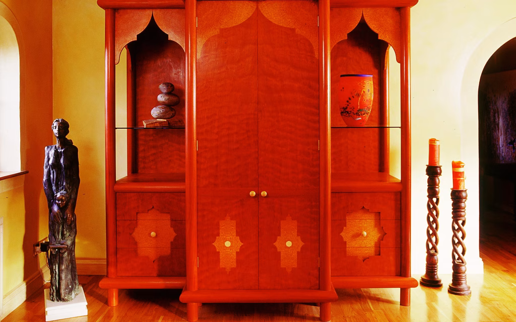 Hi-fi Cupboard in a Moroccan Style - TIM WOOD Hi-fi Cupboard in a Moroccan Style