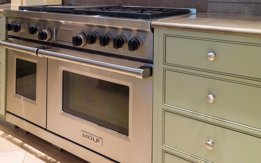 Wolf Oven - Kitchen, Green Pained, Chelsea, London - TIM WOOD Wolf Oven - Kitchen, Green Pained, Chelsea, London